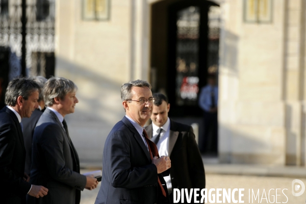 Réforme territoriale. Consultations de François HOLLANDE