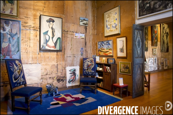 Le Musée-atelier de Jean LURCAT, le maître de la tapisserie moderne et créateur du  Chant du Monde , toujours habité par l âme de l artiste près de 50 ans après sa disparition.