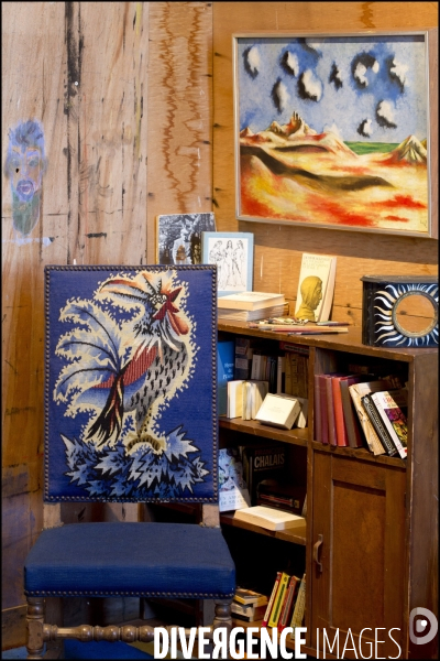 Le Musée-atelier de Jean LURCAT, le maître de la tapisserie moderne et créateur du  Chant du Monde , toujours habité par l âme de l artiste près de 50 ans après sa disparition.