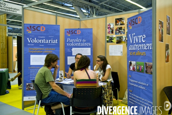 Le Salon des Solidarités.SCD organisme de volontaires de solidarité internationale.