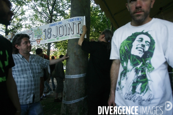 Rassemblement du 18 joints à la Villette