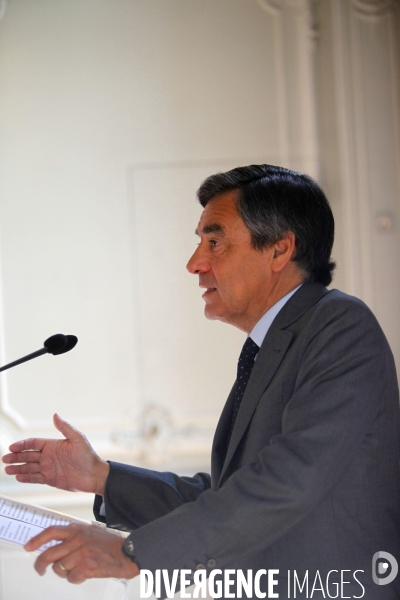 François FILLON, Compétitivité