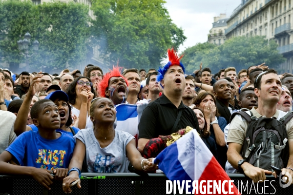 Coupe du Monde de football.France/Allemagne. Fans zone a l Hôtel de ville de Paris