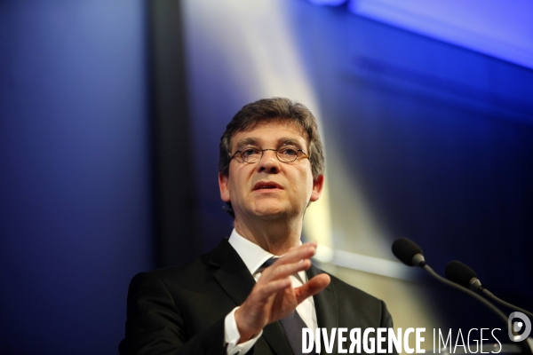 Arnaud MONTEBOURG, feuille de route pour le Redressement économique de le France