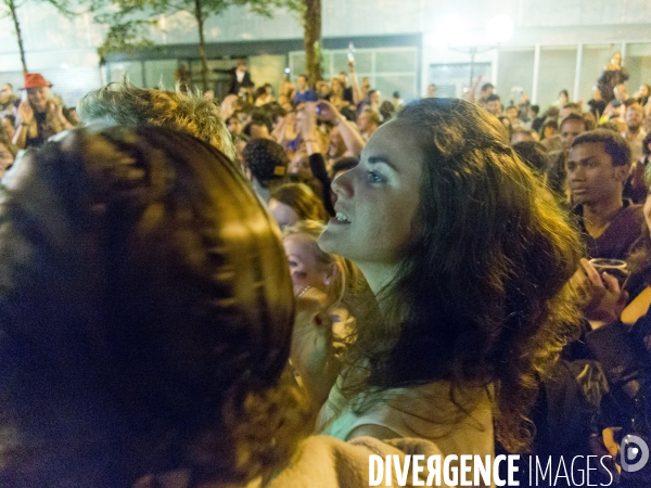 Jeunes supporters allemands pendant la finale Argentine-Allemagne, dans le seul biergarten allemand parisien