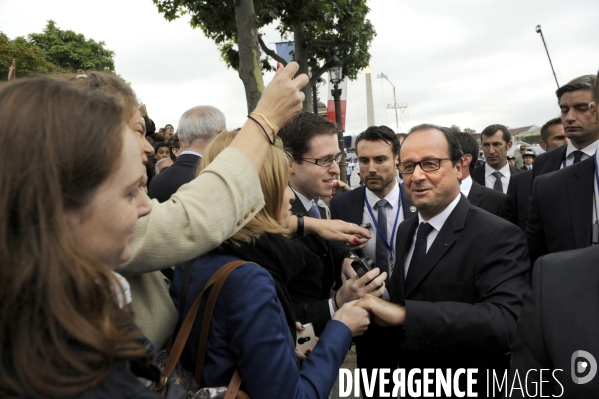 Défilé militaire du 14 juillet. Tribune officielle