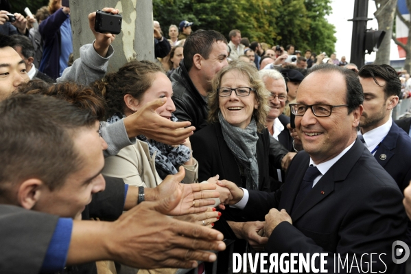 Défilé militaire du 14 juillet. Tribune officielle