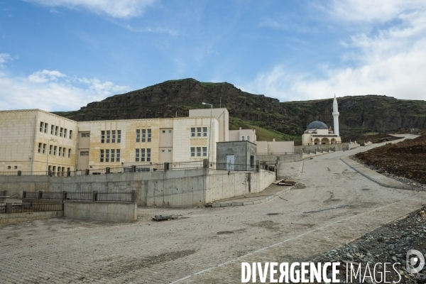 La construction du barrage d Illisu, Turquie