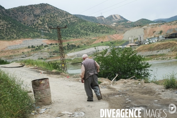 La construction du barrage d Illisu, Turquie