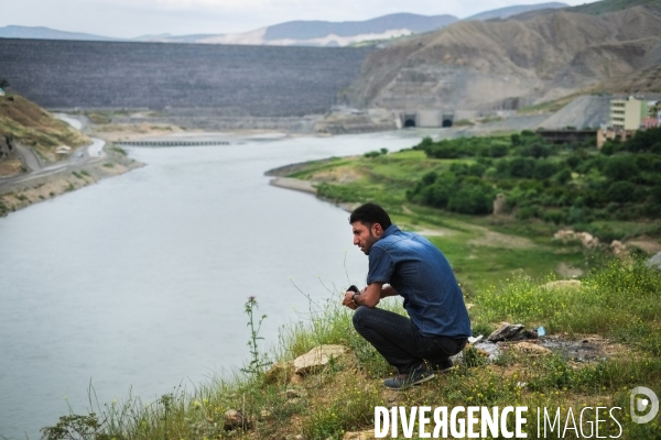 La construction du barrage d Illisu, Turquie