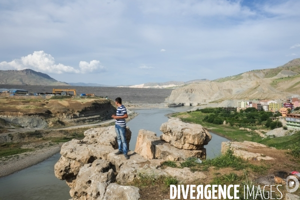 La construction du barrage d Illisu, Turquie