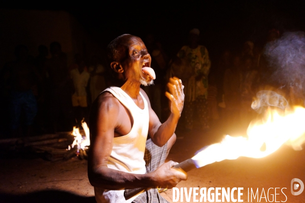 Made in TOGO : Danses sur le feu des KOTOKOLI