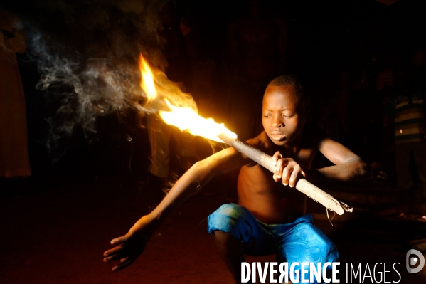 Made in TOGO : Danses sur le feu des KOTOKOLI