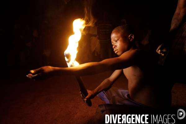 Made in TOGO : Danses sur le feu des KOTOKOLI