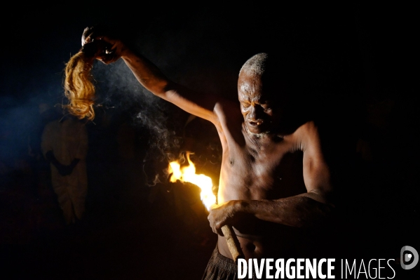 Made in TOGO : Danses sur le feu des KOTOKOLI