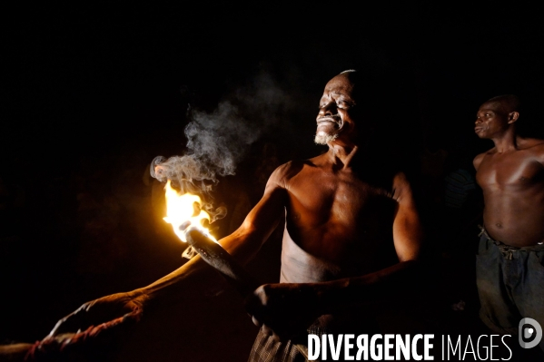 Made in TOGO : Danses sur le feu des KOTOKOLI