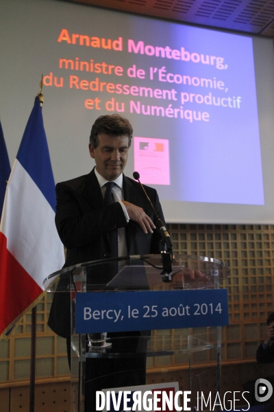Arnaud MONTEBOURG, dernière conférence de Presse