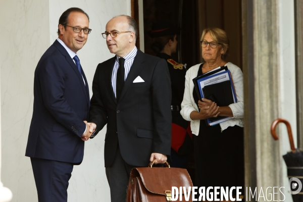 1er conseil des ministres du gouvernement VALLS II.