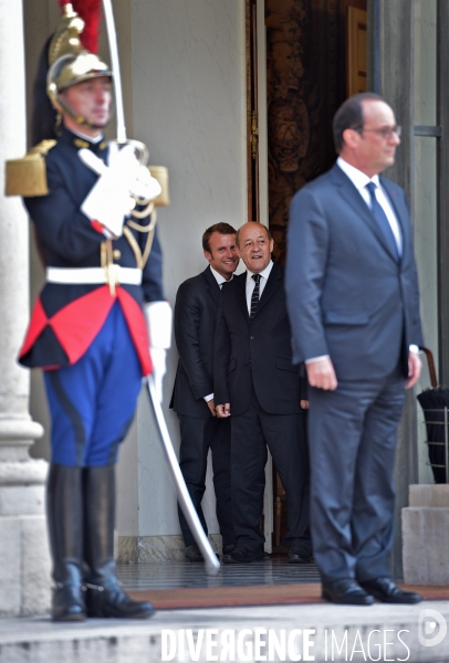 Emmanuel Macron Jean Yves Le Drian François Hollande