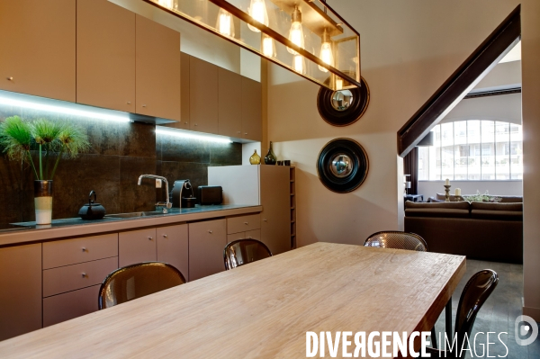 Appartements parisiens de luxe et de charme en location touristique.