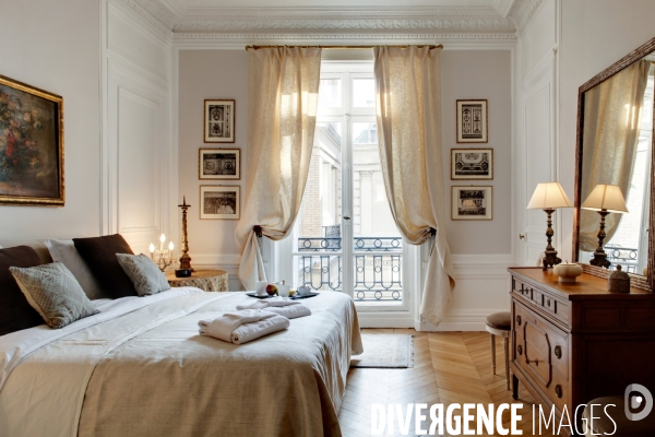 Appartements parisiens de luxe et de charme en location touristique.