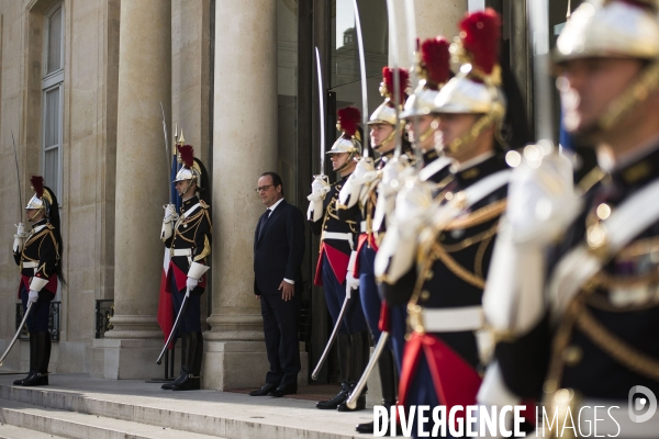 Reunion des chefs de gouvernement europeens a l Elysee.