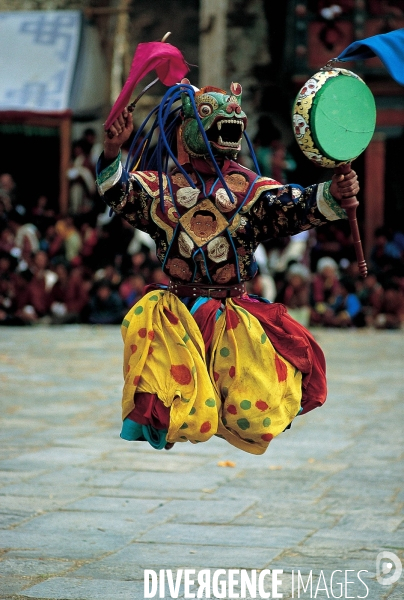 BHOUTAN : Danses monastiques du festival du TSECHU