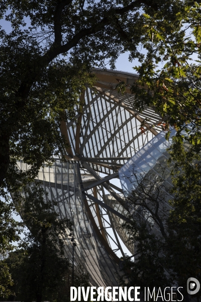 Le batiment de la fondation Louis Vuitton, conçu par Frank Gehry, ouvrira ses portes au public le 27 octobre 2012