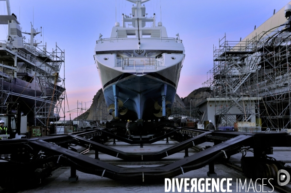 Les Mega-Yachts se refont une beaute a La Ciotat