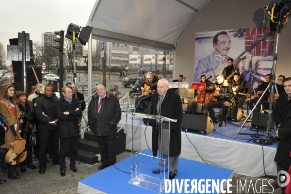 Inauguration de la place Django Reinhardt en hommage au guitariste de jazz manouche