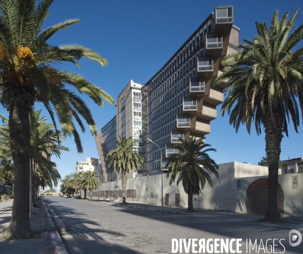 Tunis, Tunisie, 2012.  Grand Hôtel du Lac, promis à la démolition.