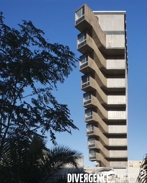 Tunis, Tunisie, 2012.  Grand Hôtel du Lac, promis à la démolition.