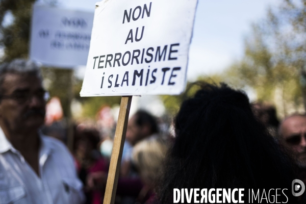 Rassemblement republicain, hommage a Herve Gourdel.