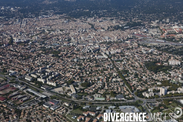 Vue aérienne de Nîmes