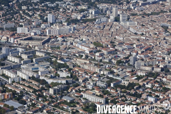 Vue aérienne de Nîmes