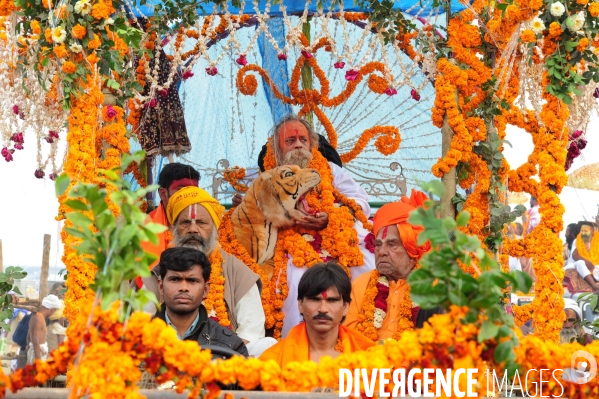 Kumbh Mela Hindu pilgrimage guru and sadhu 2013. Kumbh Mela hindou pèlerinage gourou et sadhu 2013,