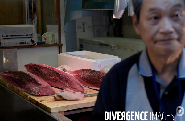 Le marché aux poissons Tsukiji de Tokyo