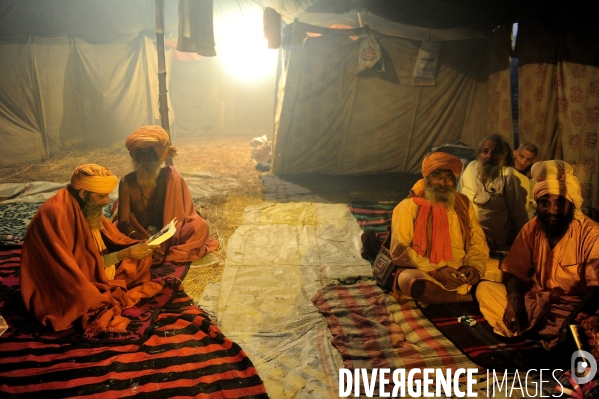 Kumbh Mela Hindu pilgrimage guru and sadhu 2013. Kumbh Mela hindou pèlerinage gourou et sadhu 2013,