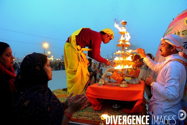 Kumbh Mela Hindu pilgrimage guru and sadhu 2013. Kumbh Mela hindou pèlerinage gourou et sadhu 2013,