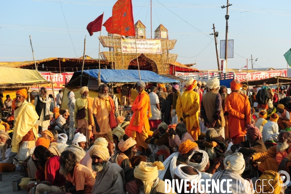 Kumbh Mela Hindu pilgrimage guru and sadhu 2013. Kumbh Mela hindou pèlerinage gourou et sadhu 2013,