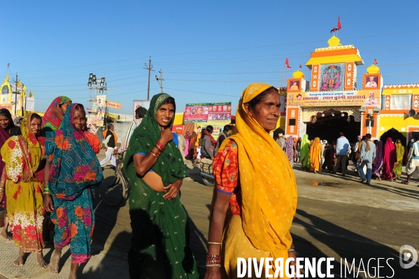 Kumbh Mela Hindu pilgrimage guru and sadhu 2013. Kumbh Mela hindou pèlerinage gourou et sadhu 2013,