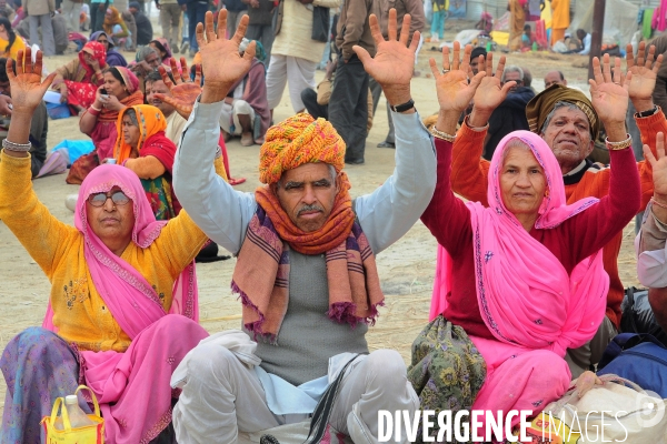 Kumbh Mela Hindu pilgrimage Ritual and worship 2013. Kumbh Mela hindou pèlerinage rituel et de culte 2013.