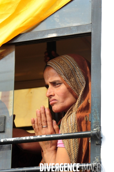 Kumbh Mela Hindu pilgrimage Ritual and worship 2013. Kumbh Mela hindou pèlerinage rituel et de culte 2013.