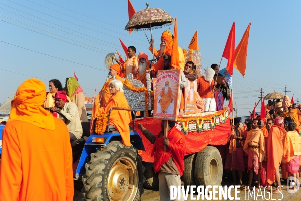 Kumbh Mela Hindu pilgrimage Ritual and worship 2013. Kumbh Mela hindou pèlerinage rituel et de culte 2013.