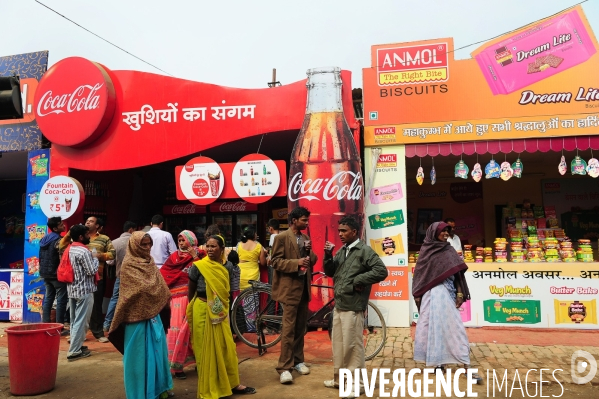 Kumbh Mela Hindu pilgrimage Ritual and worship 2013. Kumbh Mela hindou pèlerinage rituel et de culte 2013.