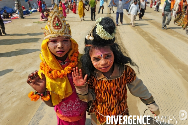 Kumbh Mela Hindu pilgrimage Ritual and worship 2013. Kumbh Mela hindou pèlerinage rituel et de culte 2013.