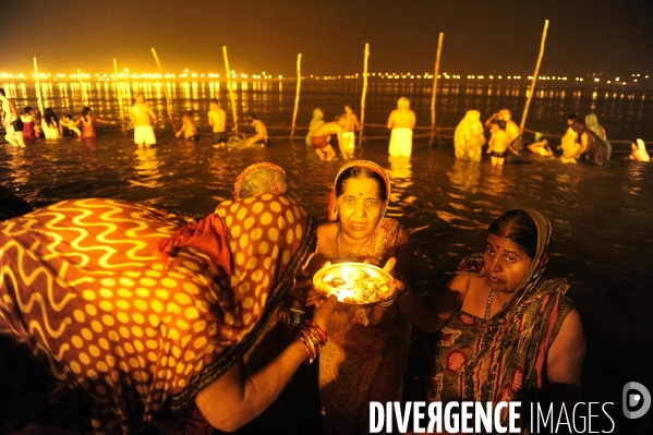 Kumbh Mela Hindu pilgrimage Ritual and worship 2013. Kumbh Mela hindou pèlerinage rituel et de culte 2013.