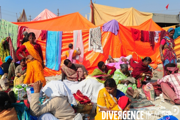 Kumbh Mela Hindu pilgrimage Ritual and worship 2013. Kumbh Mela hindou pèlerinage rituel et de culte 2013.