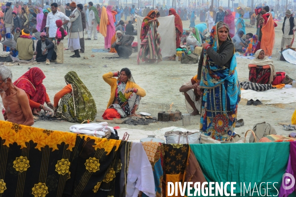 Kumbh Mela Hindu pilgrimage Ritual and worship 2013. Kumbh Mela hindou pèlerinage rituel et de culte 2013.