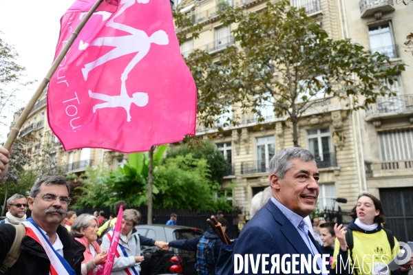 La Manif pour tous. The Demonstration For All.